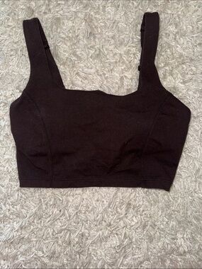 Seamless Black Support Crop Bralette - Women's Sports Bra
